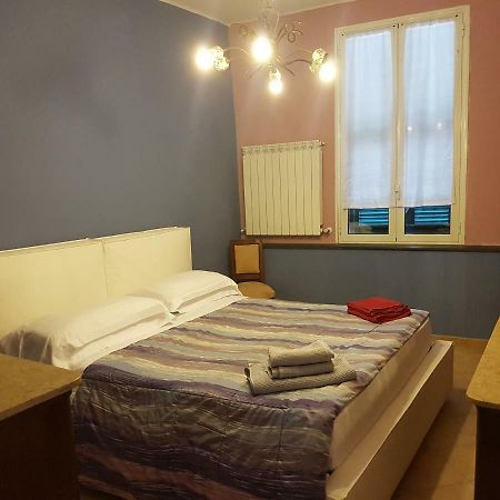 Casa Florine Apartment ฟีนาเลลีกูเร ภายนอก รูปภาพ