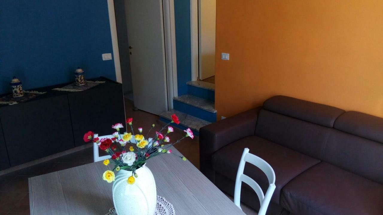 Casa Florine Apartment ฟีนาเลลีกูเร ภายนอก รูปภาพ