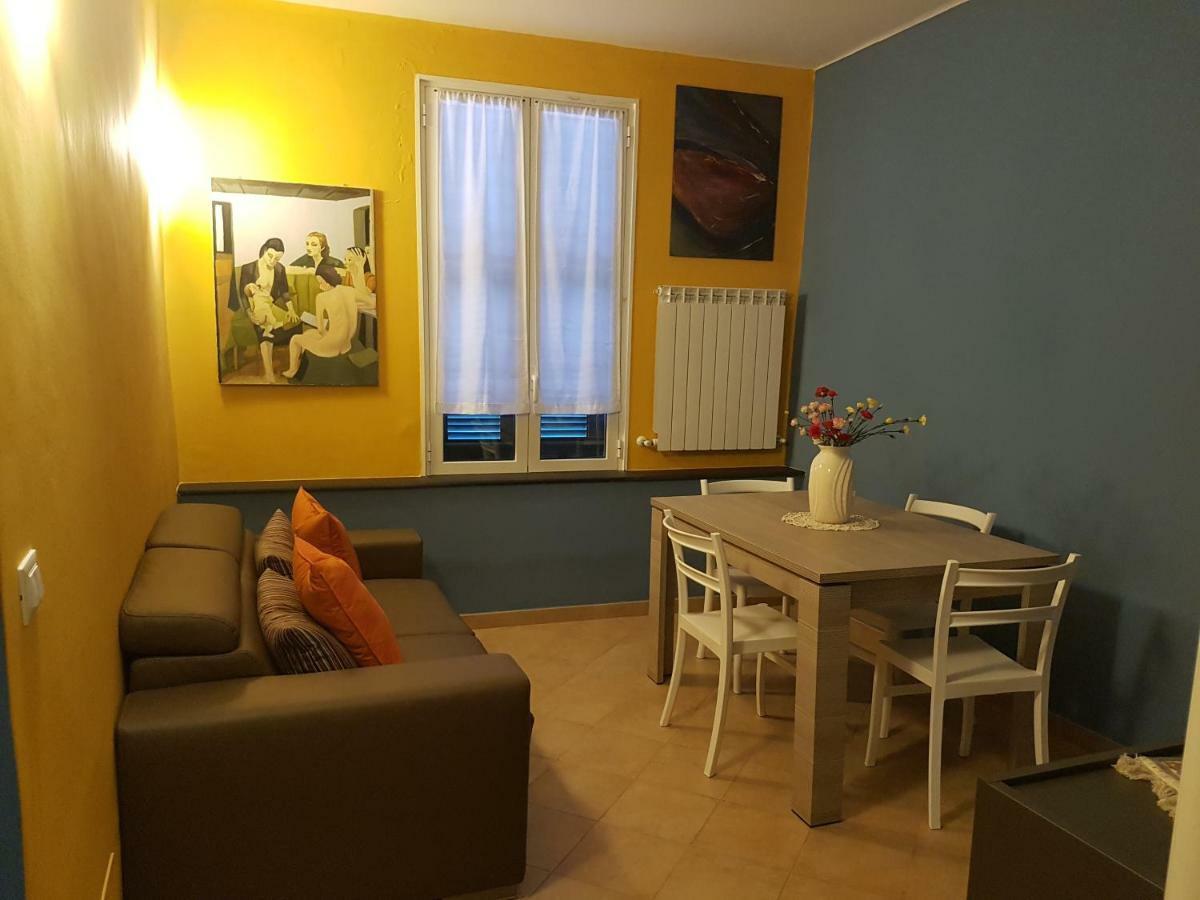 Casa Florine Apartment ฟีนาเลลีกูเร ภายนอก รูปภาพ